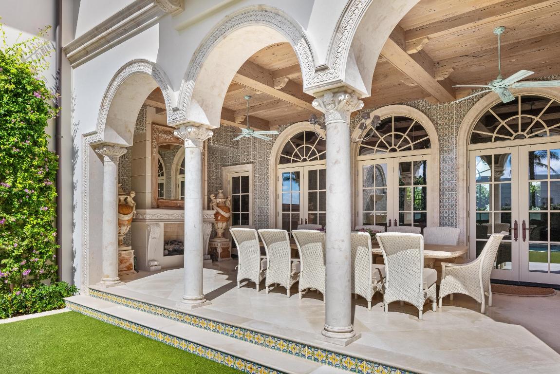 PALM BEACH ESTATES - Residential