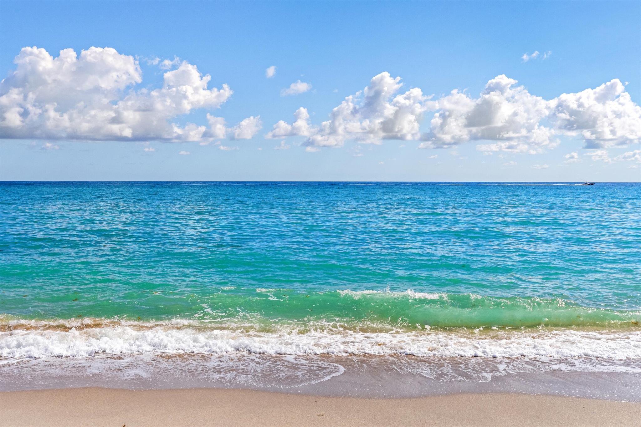 PALM BEACH ESTATES - Residential