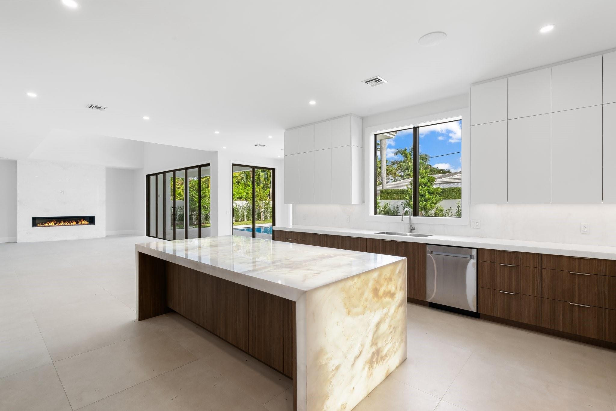 Coral Ridge 21-50 B - Residential