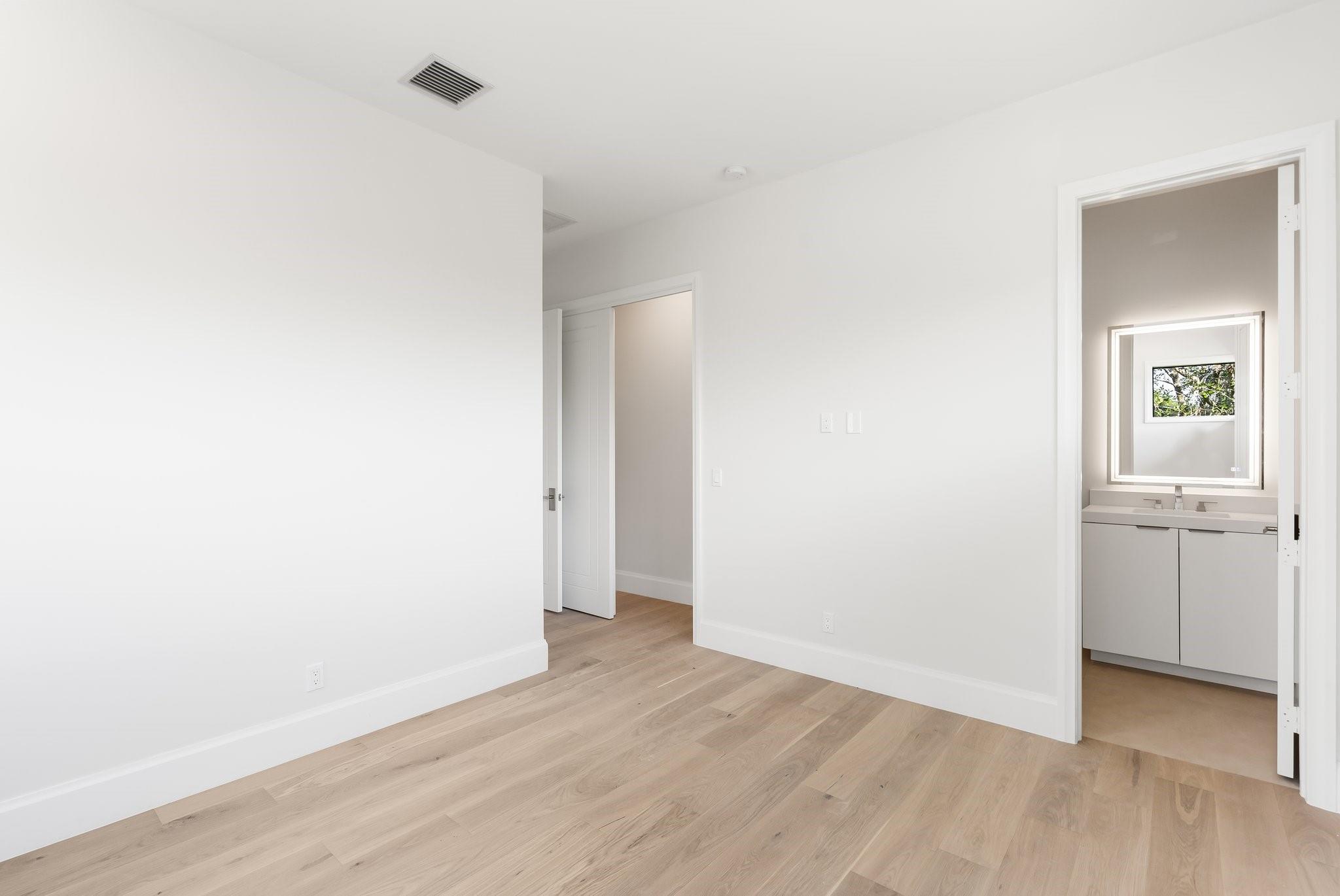 Coral Ridge 21-50 B - Residential