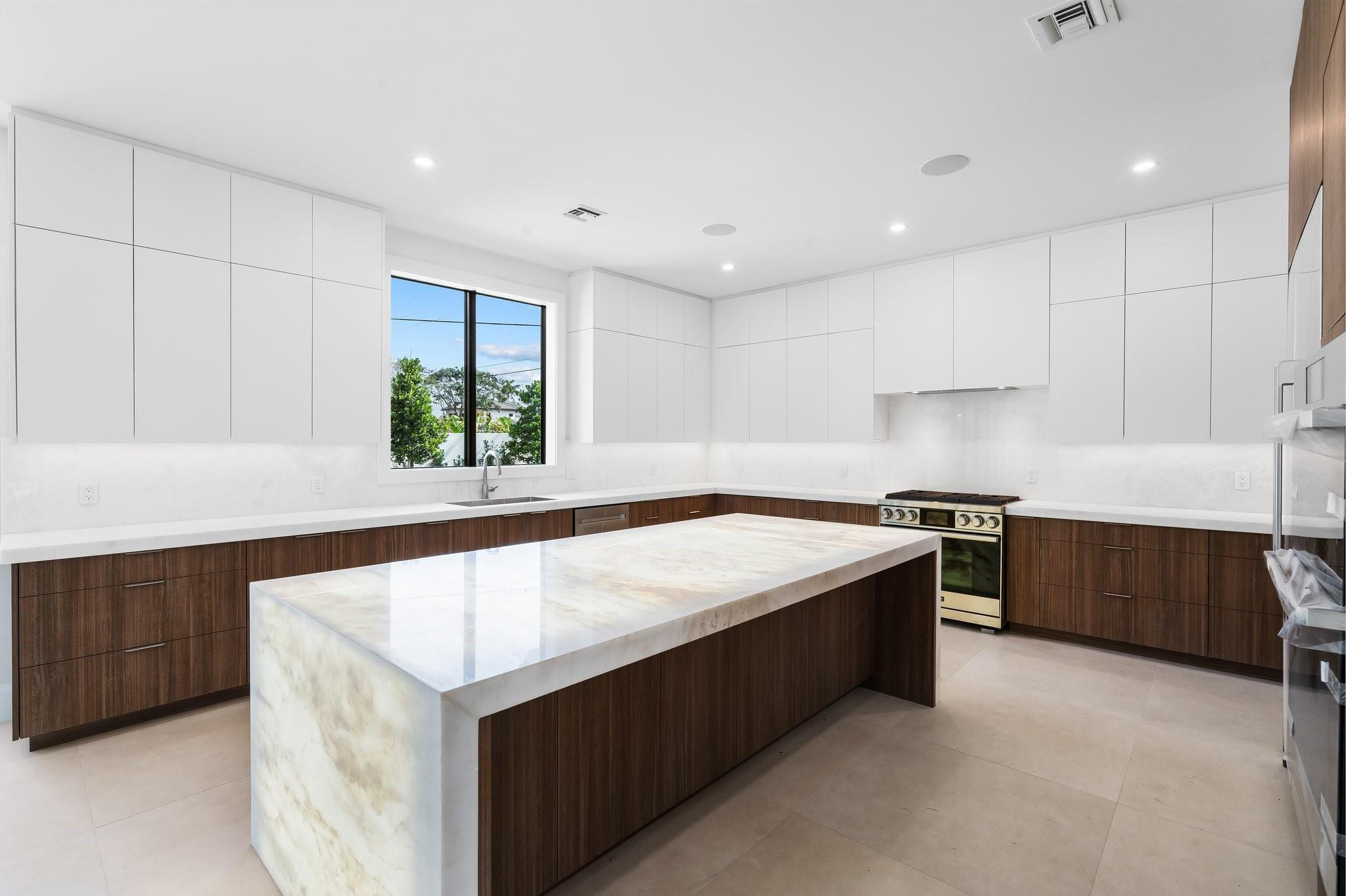 Coral Ridge 21-50 B - Residential