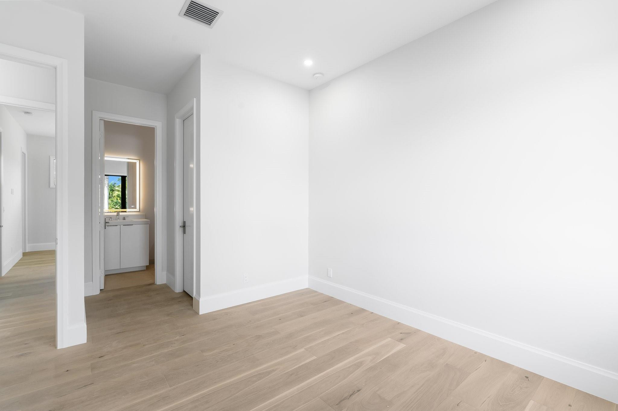 Coral Ridge 21-50 B - Residential