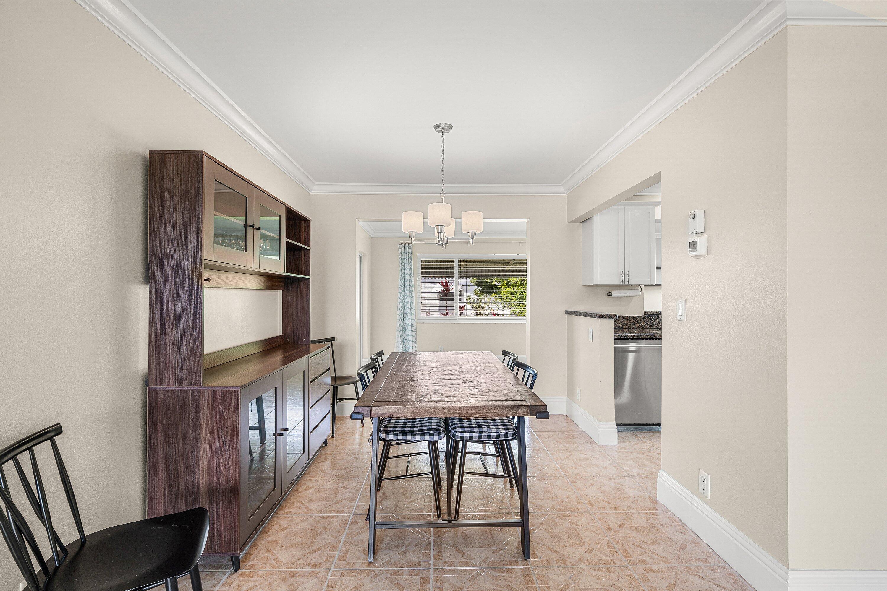 PALM BEACH LEISUREVILLE SEC 10 - Residential