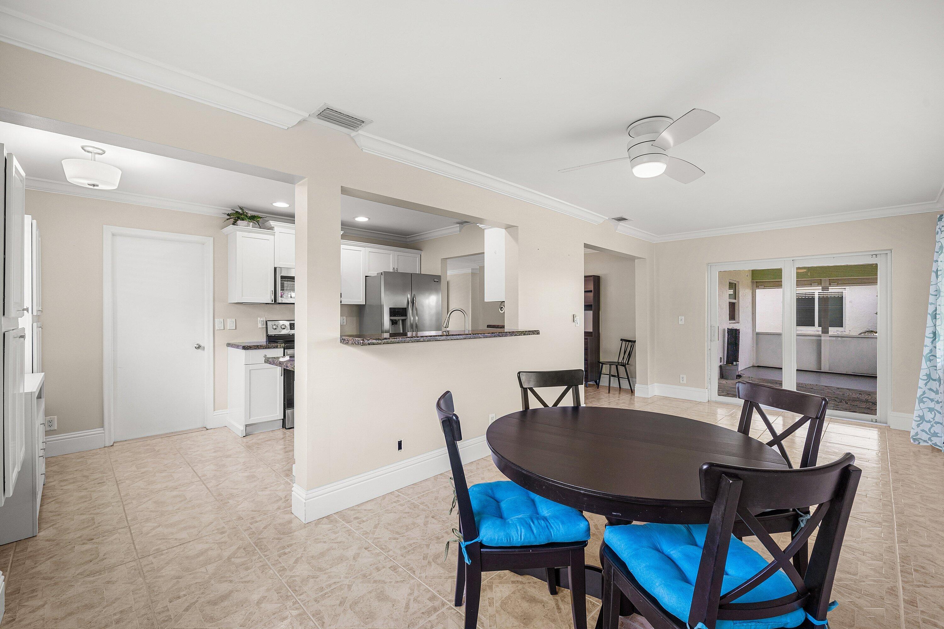 PALM BEACH LEISUREVILLE SEC 10 - Residential