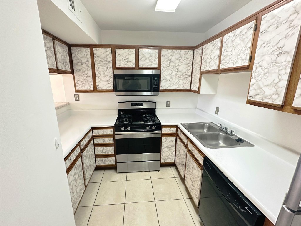 Hammock Trails Condo - Residential Lease