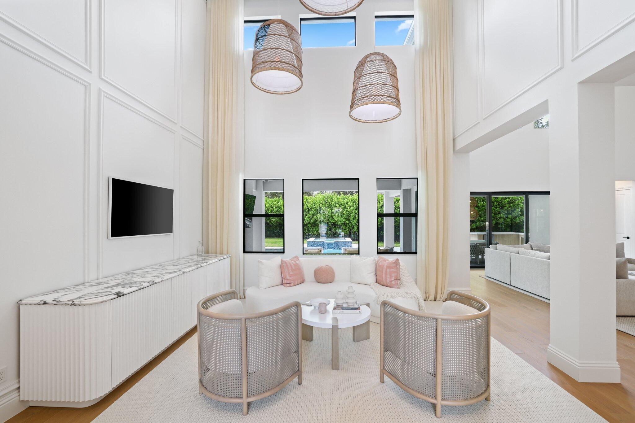 ROYAL PALM POLO - Residential