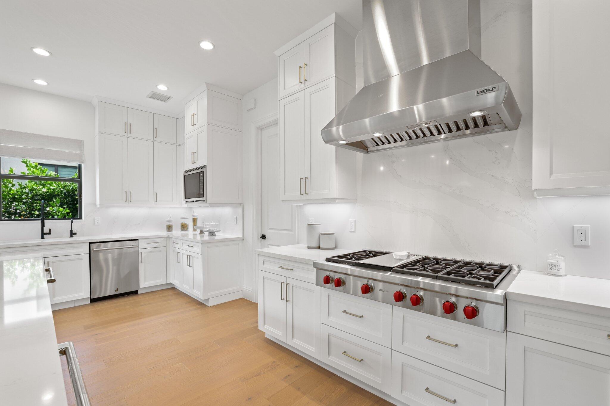 ROYAL PALM POLO - Residential