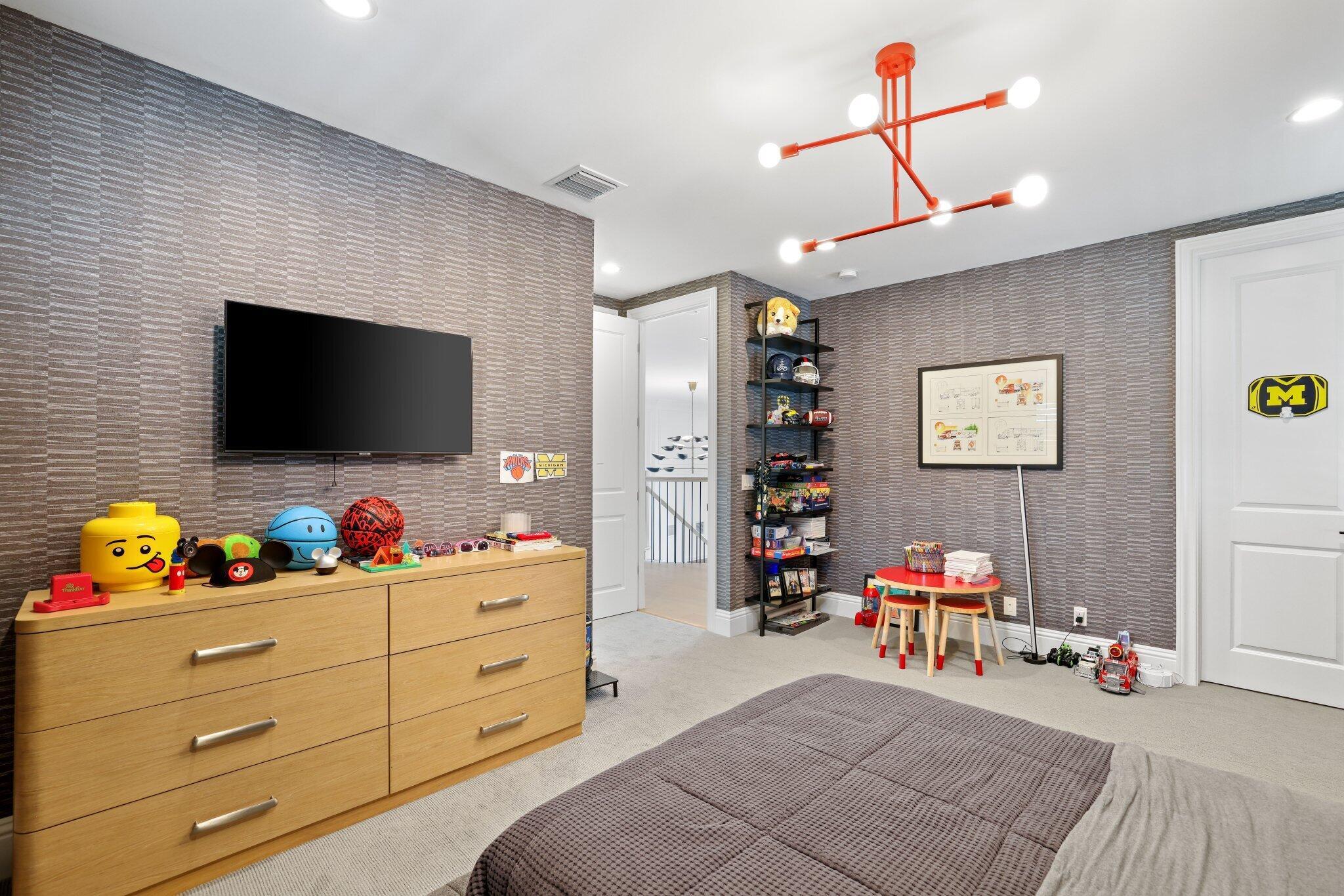 ROYAL PALM POLO - Residential