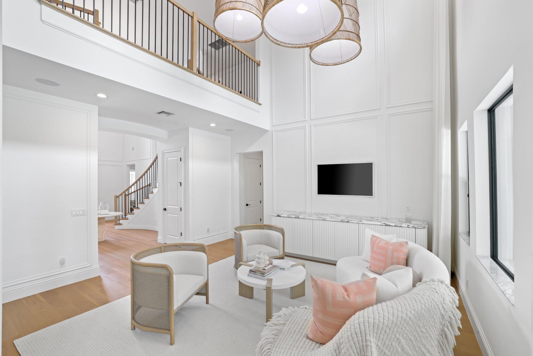 ROYAL PALM POLO - Residential