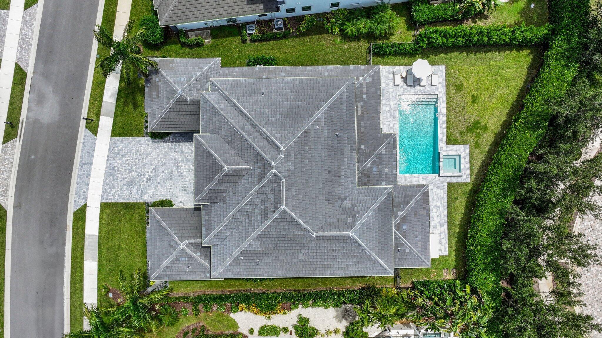 ROYAL PALM POLO - Residential