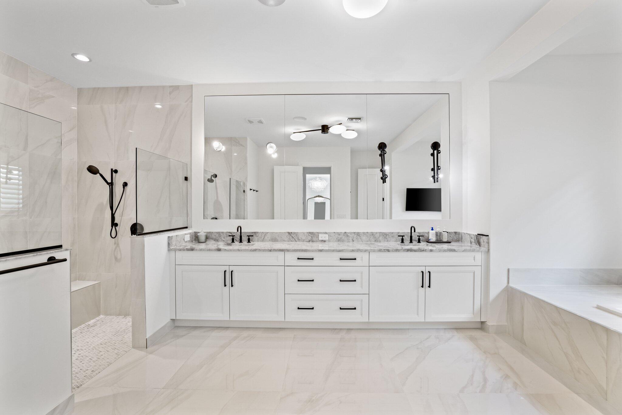 ROYAL PALM POLO - Residential