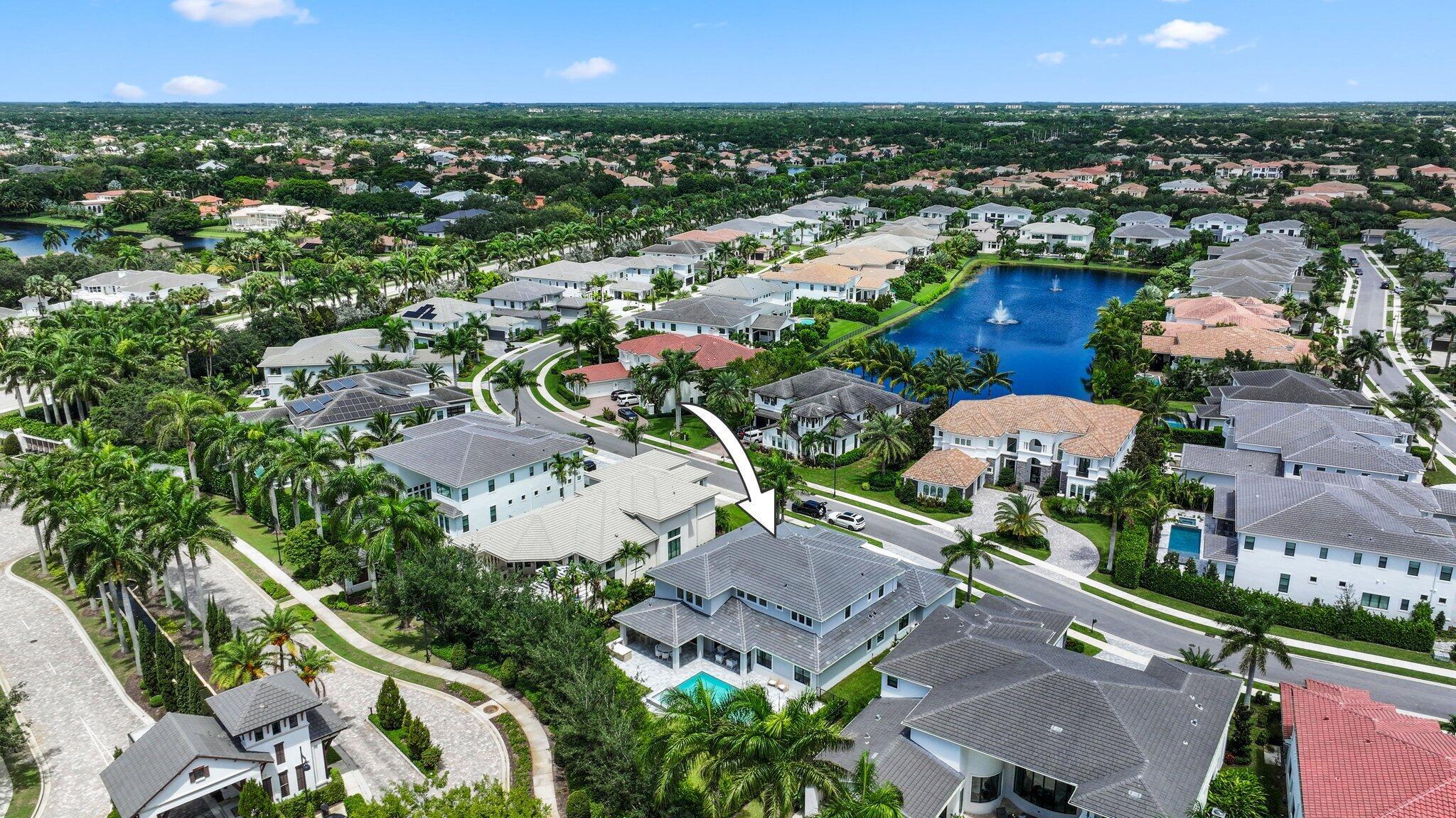 ROYAL PALM POLO - Residential