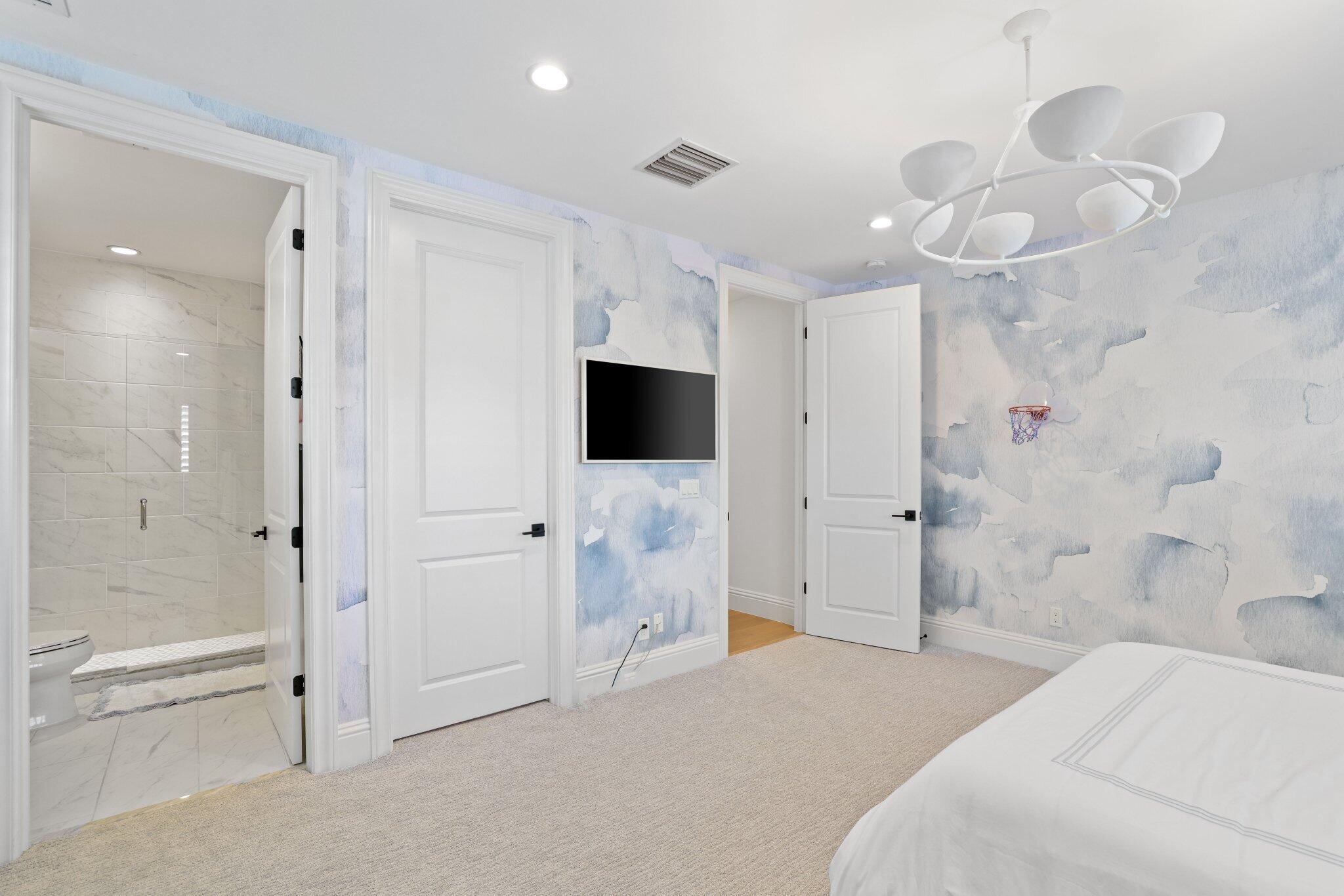 ROYAL PALM POLO - Residential