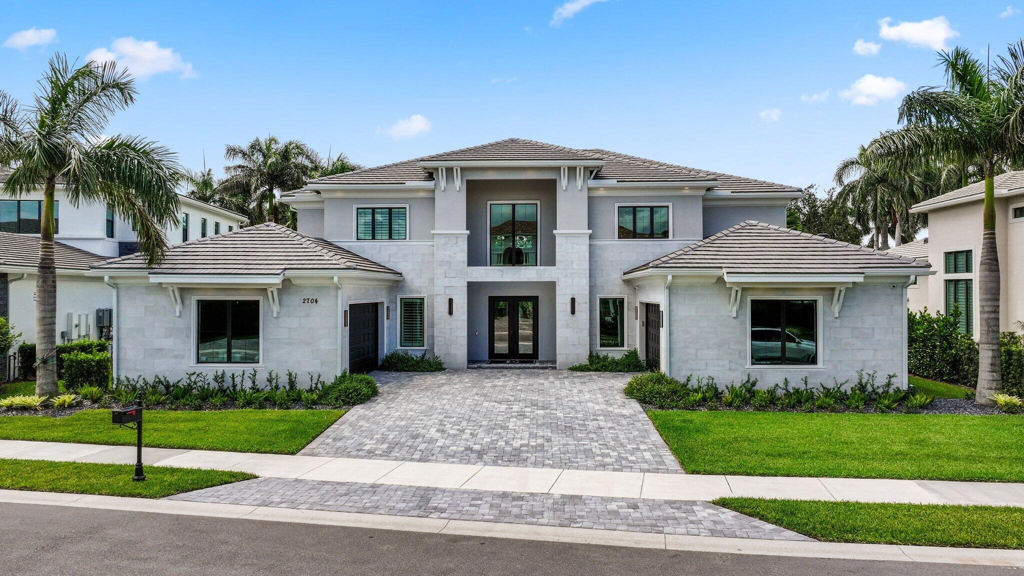 ROYAL PALM POLO - Residential