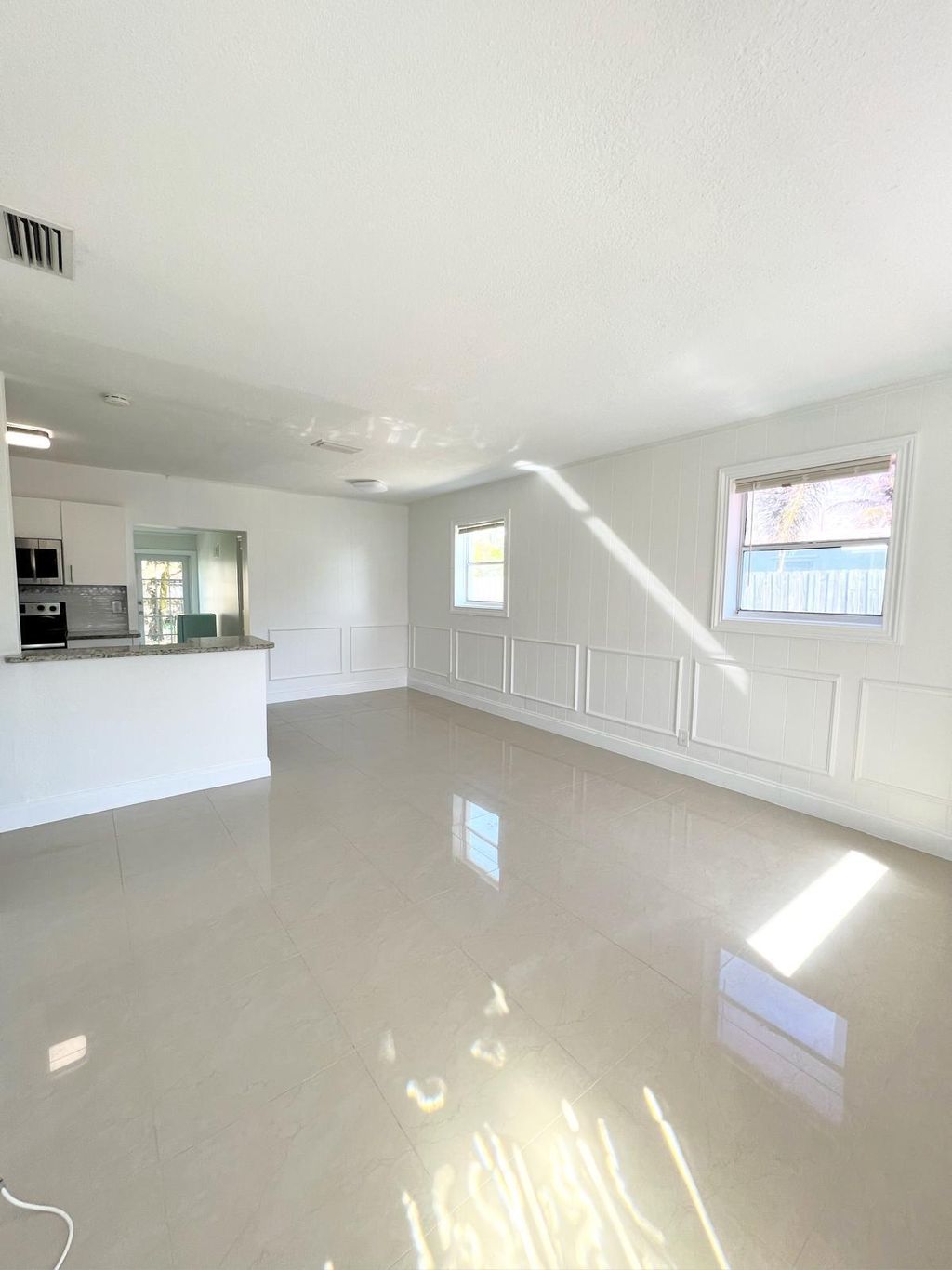 Photo of 67 Tortuga Road, Palm Springs, FL 33461 (MLS # R11168279)