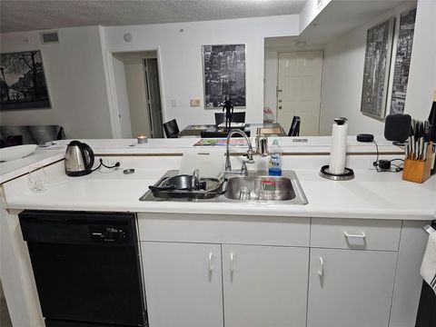 2600 S University Dr 225 Davie FL 33328