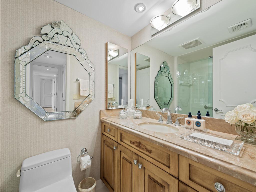 VILLA MAGNA CONDO - Residential