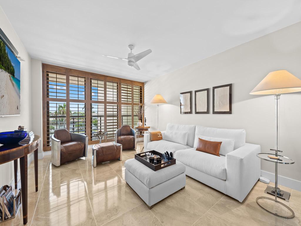 VILLA MAGNA CONDO - Residential