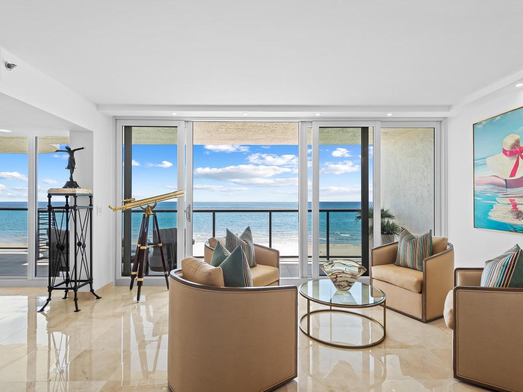 VILLA MAGNA CONDO - Residential