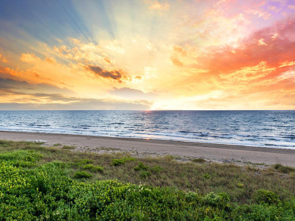 VILLA MAGNA CONDO - Residential