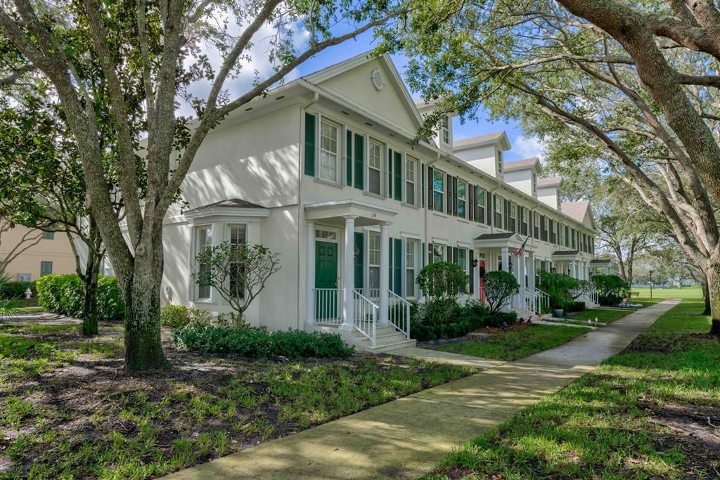 Photo of 174 Wentworth Court, Jupiter, FL 33458 (MLS # R10849290)