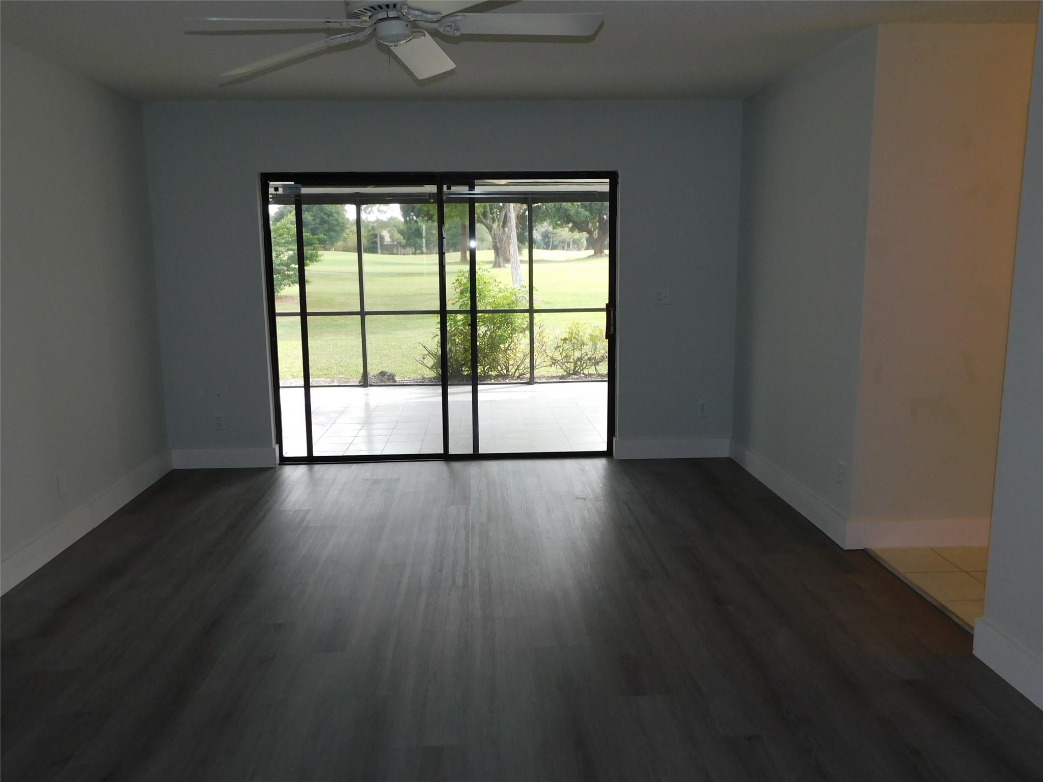 Woodmont Tr 60 105-27 B - Residential