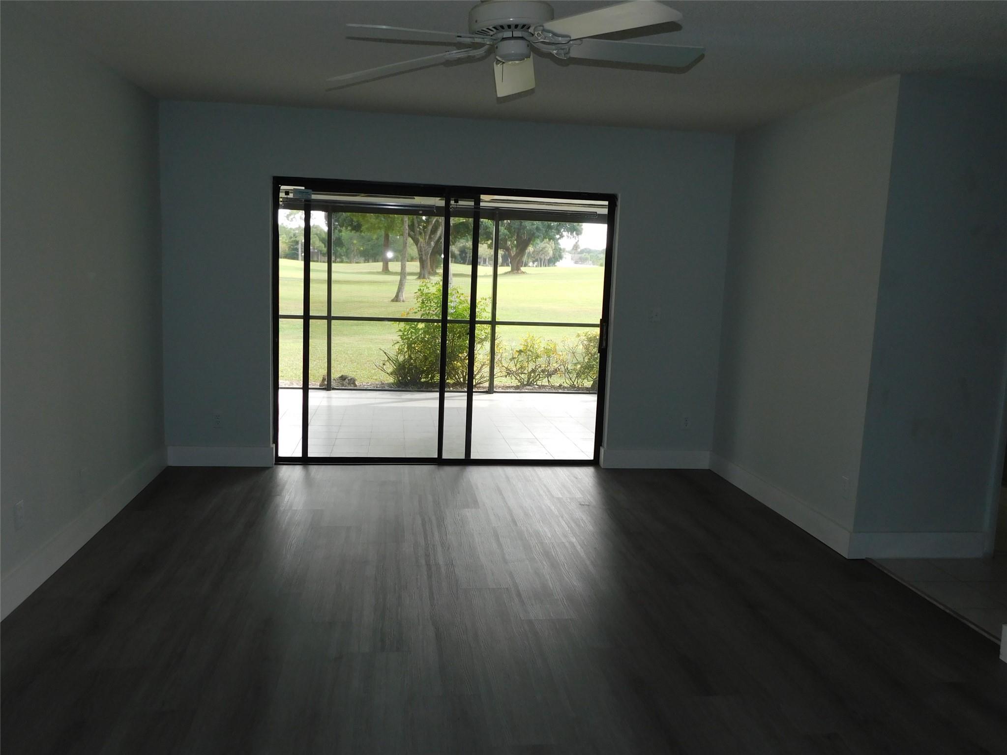 Woodmont Tr 60 105-27 B - Residential