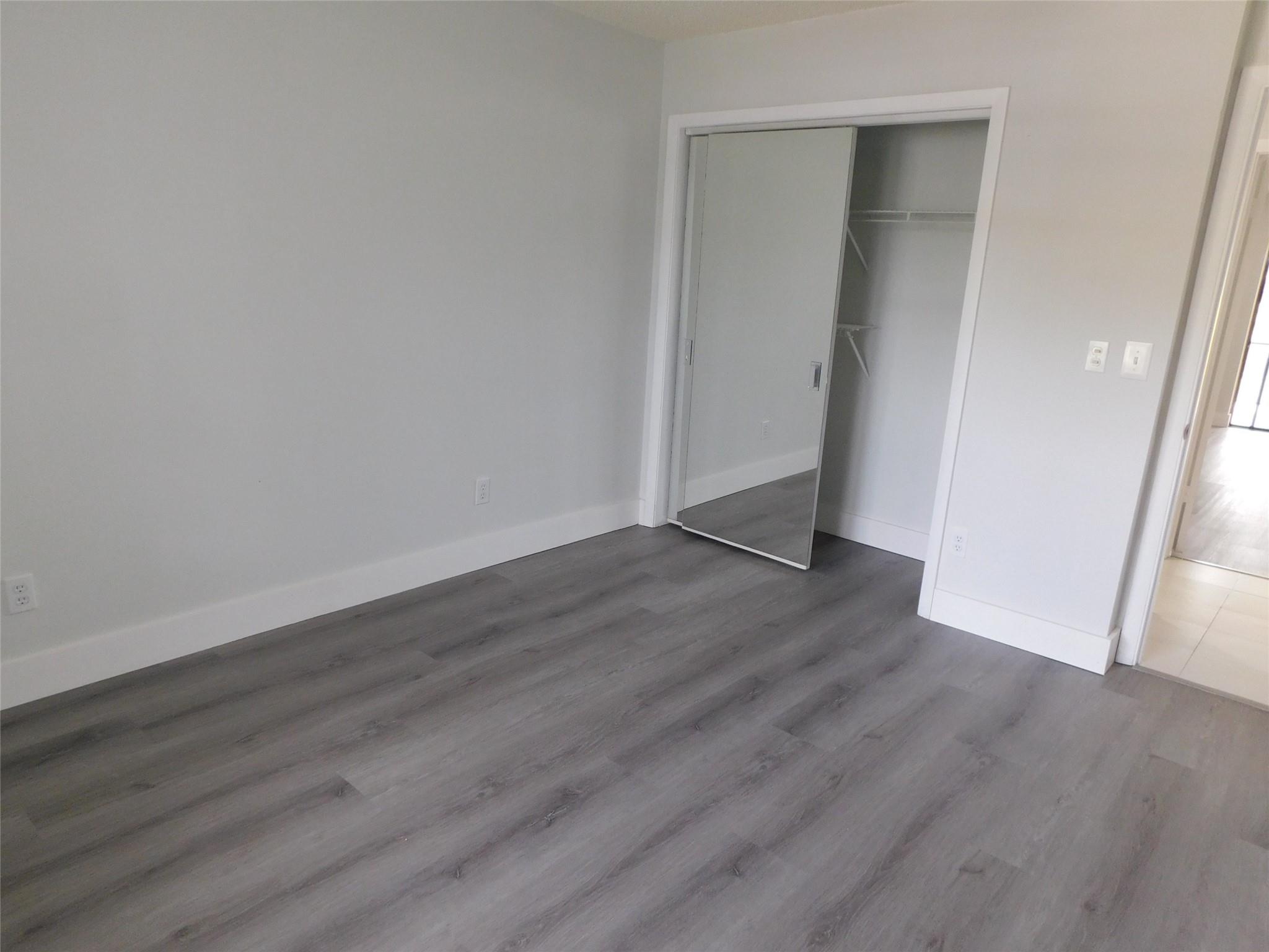 Woodmont Tr 60 105-27 B - Residential