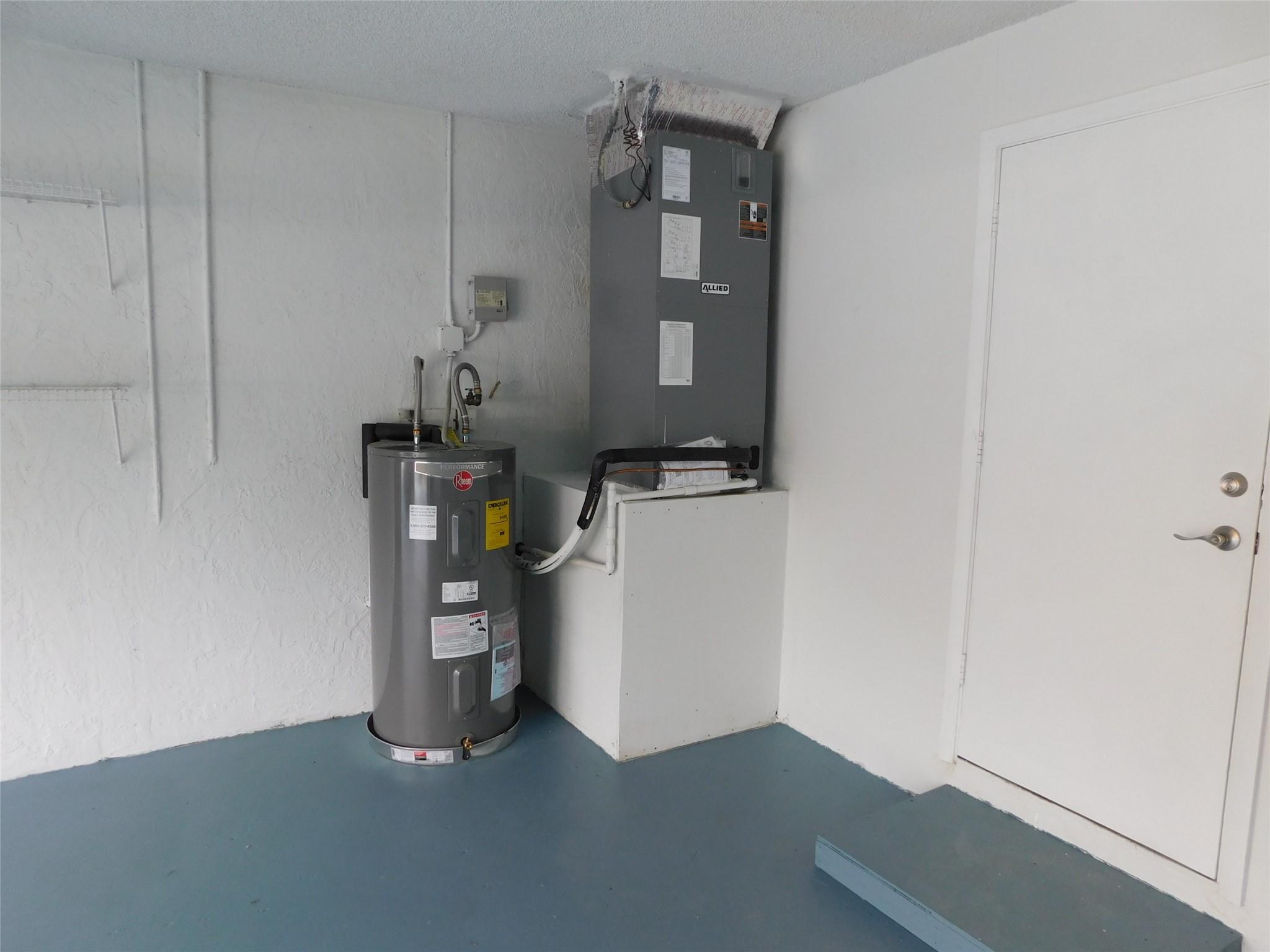 Woodmont Tr 60 105-27 B - Residential