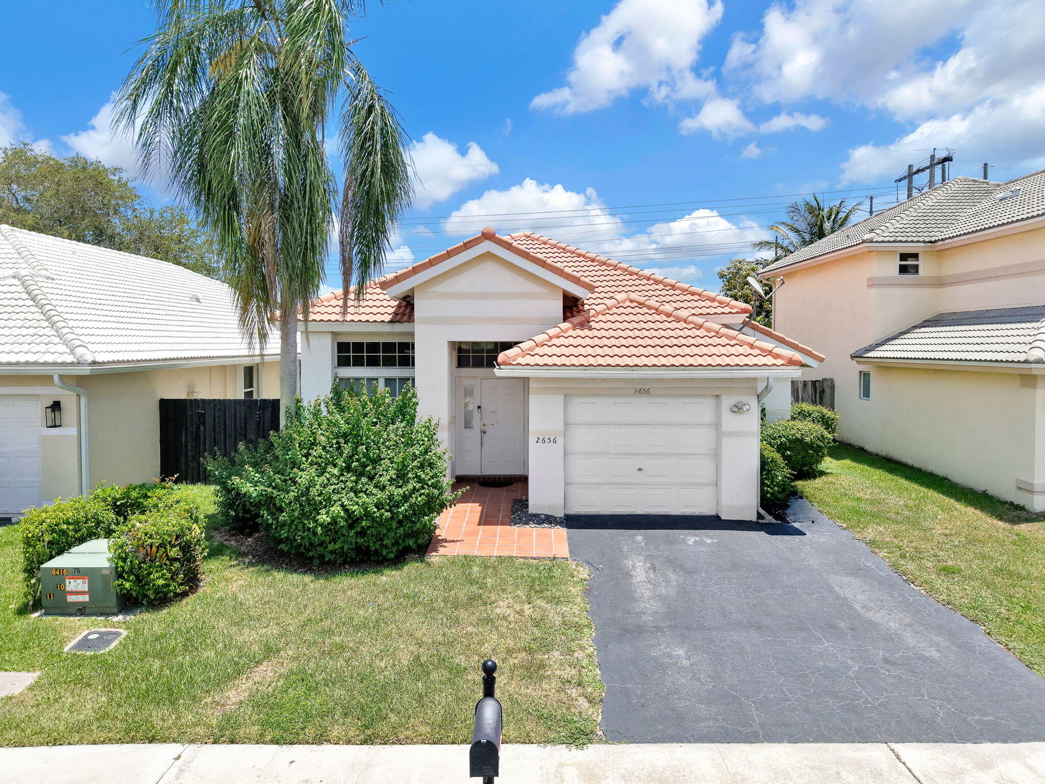 2656 NW 68TH Avenue
