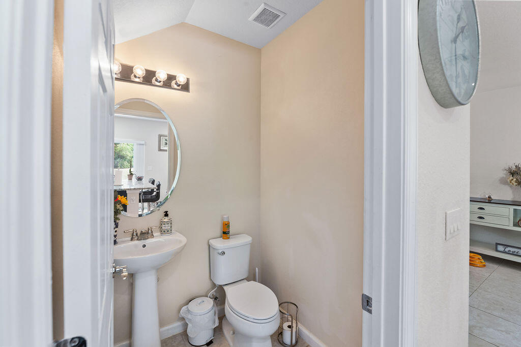 VIZCAYA FALLS PLAT 3 - Residential