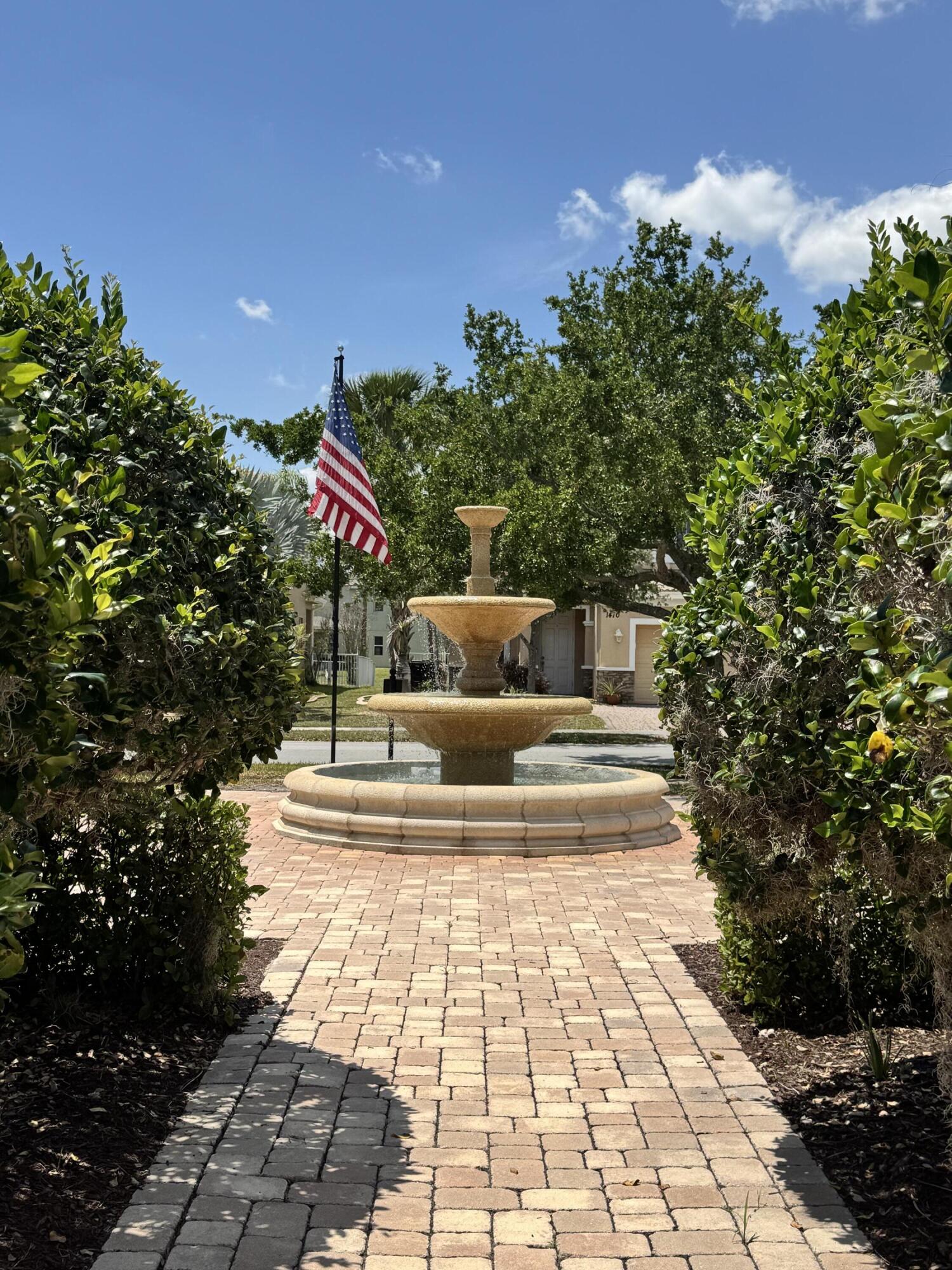 VIZCAYA FALLS PLAT 3 - Residential