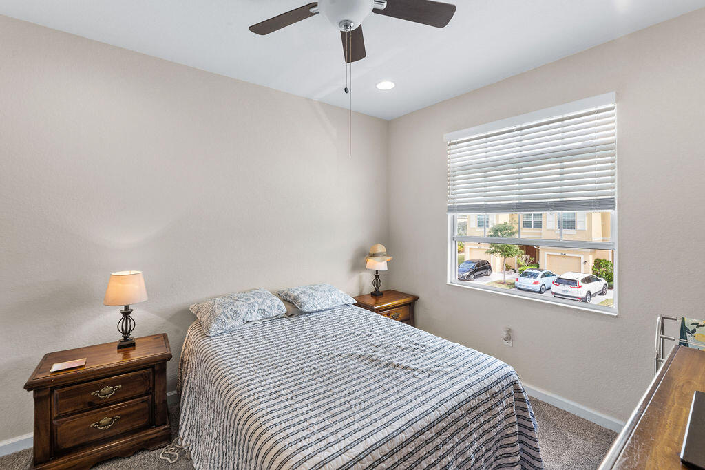 VIZCAYA FALLS PLAT 3 - Residential