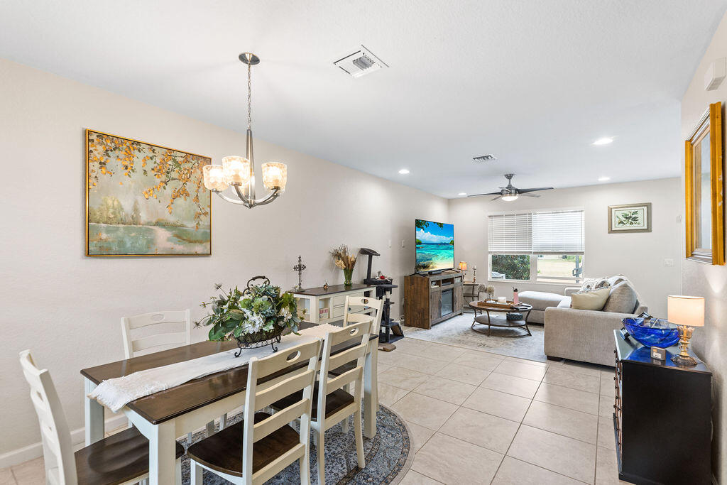 VIZCAYA FALLS PLAT 3 - Residential