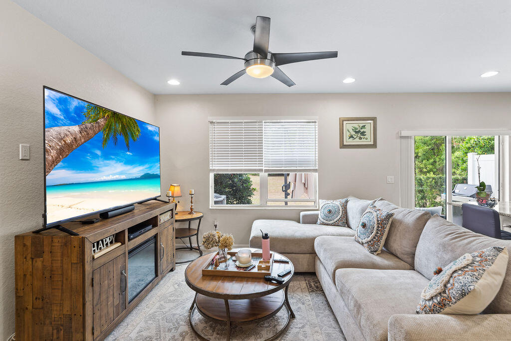 VIZCAYA FALLS PLAT 3 - Residential