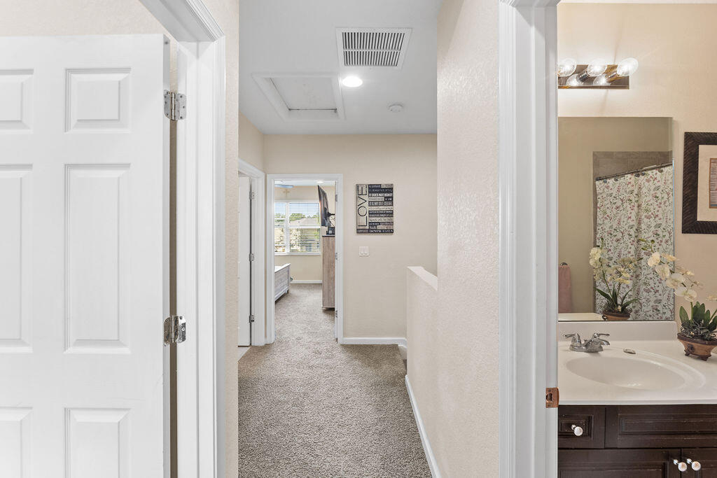 VIZCAYA FALLS PLAT 3 - Residential