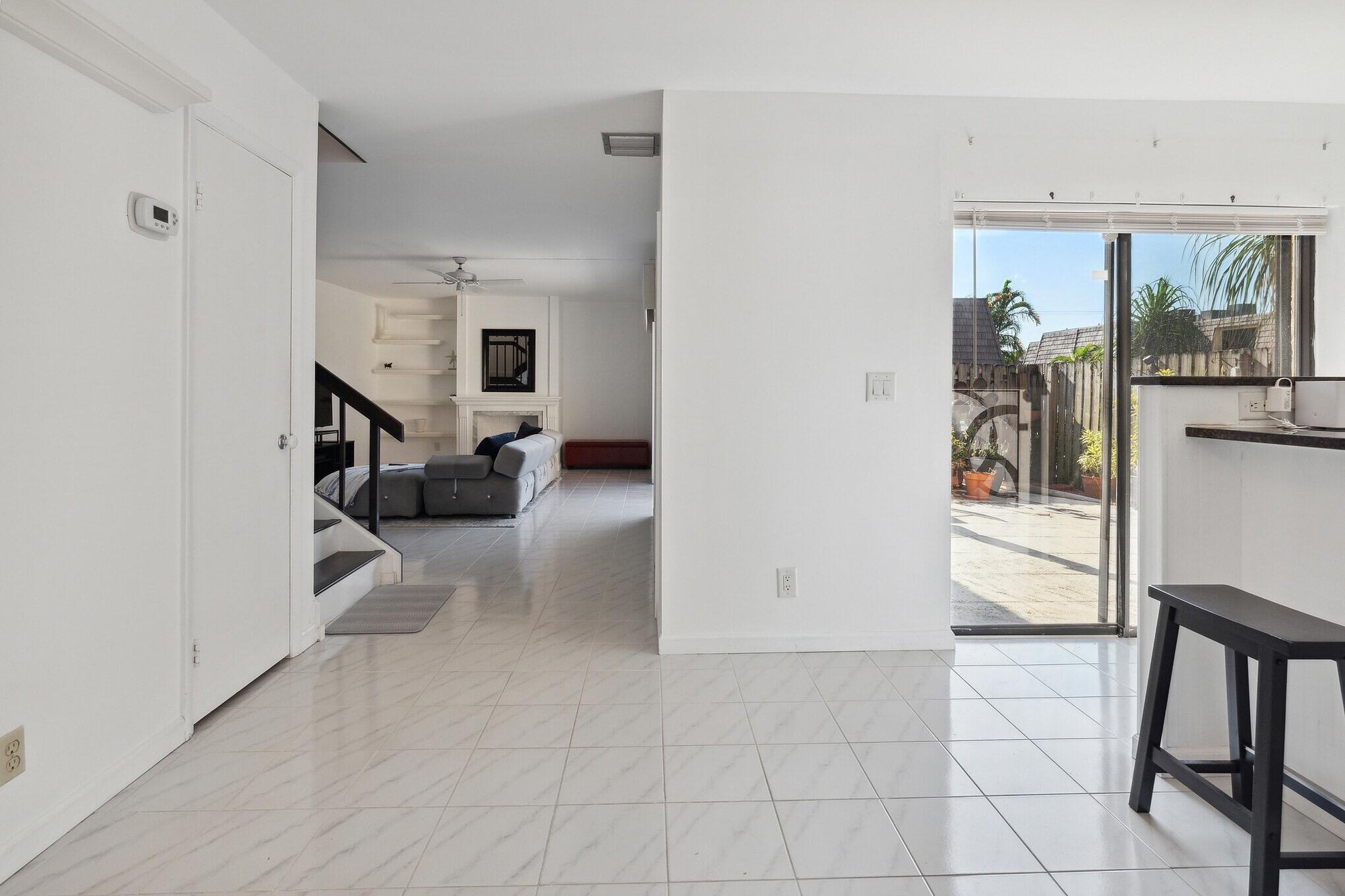 SPRINGDALE HOMES - Residential Lease