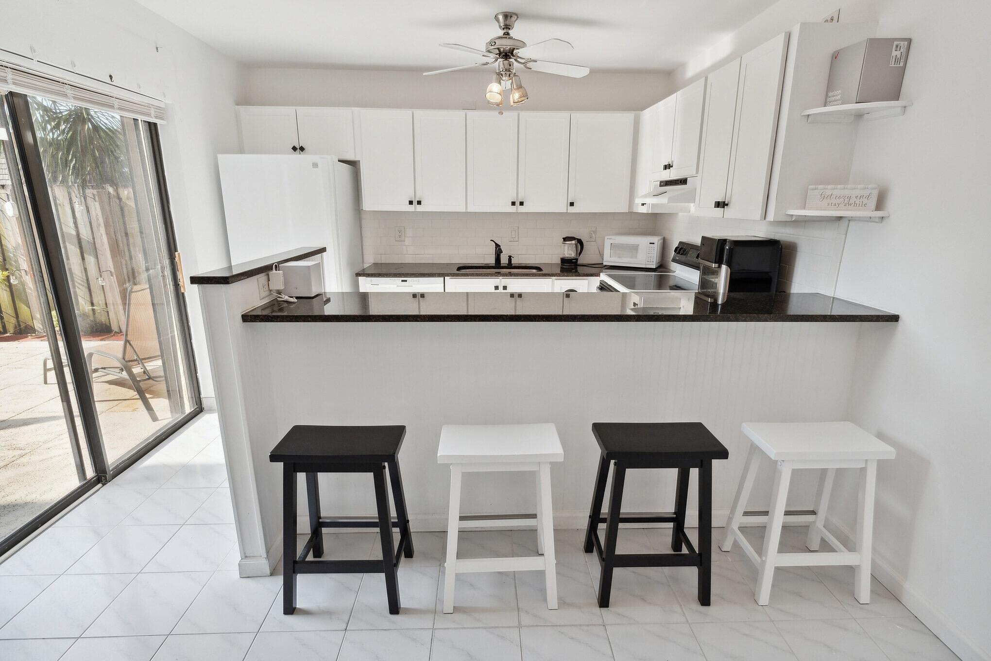 SPRINGDALE HOMES - Residential Lease