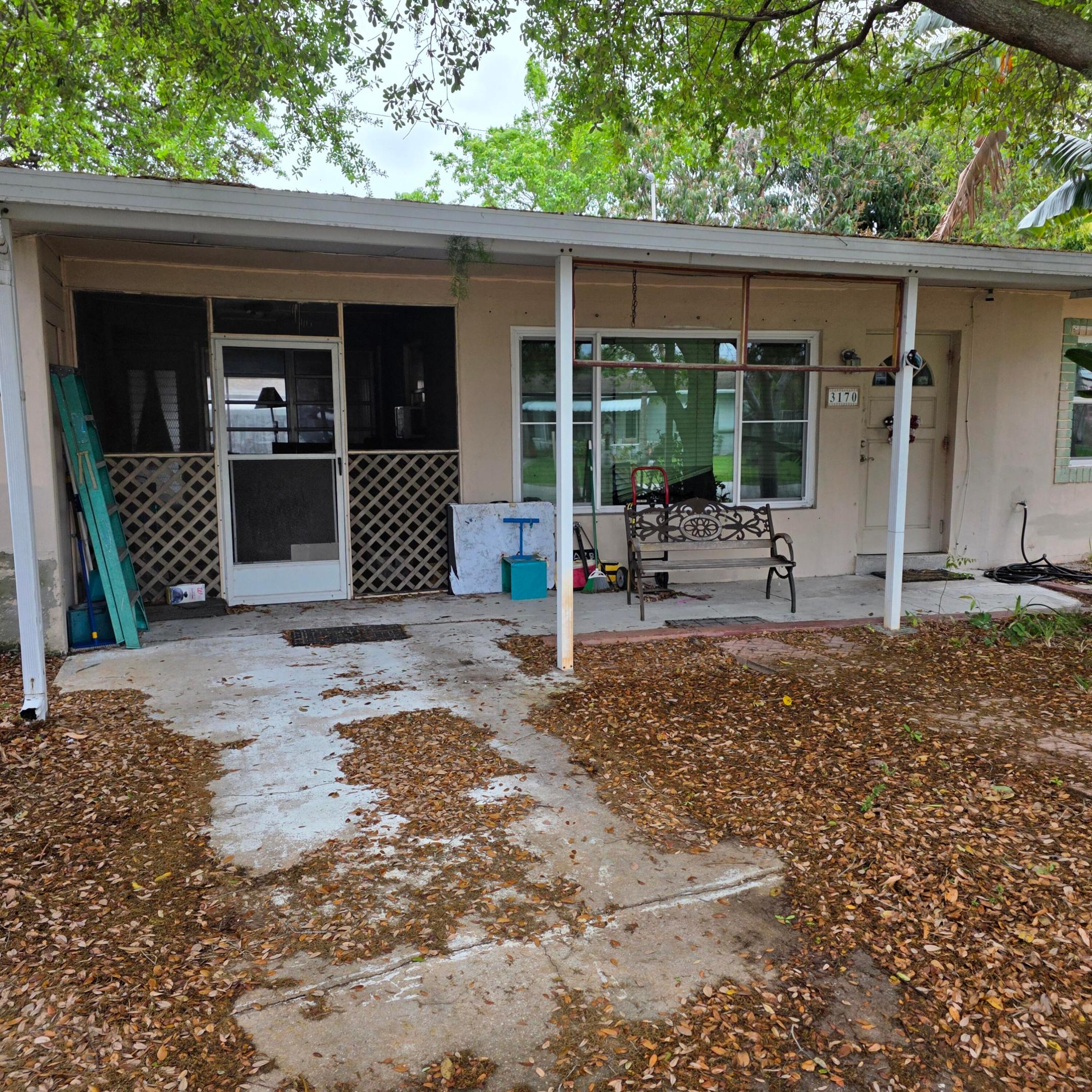 3170 NE 10th Terrace