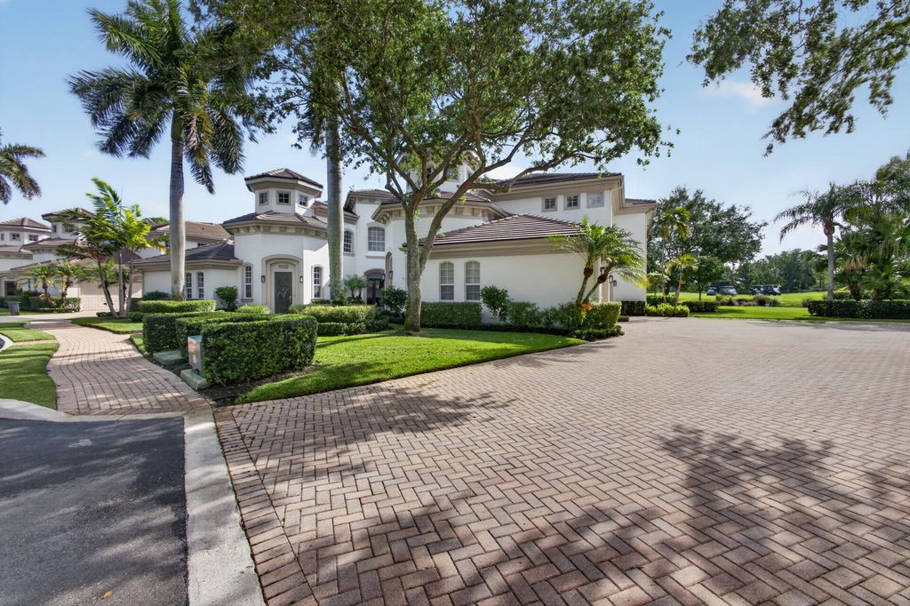 Photo of 11548 Villa Vasari Drive, Palm Beach Gardens, FL 33418 (MLS # B26016688)