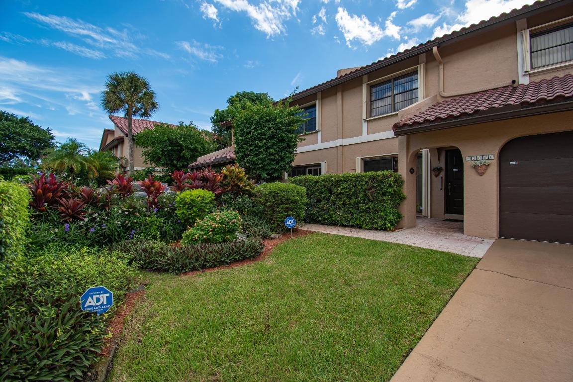 22066 Las Brisas Circle