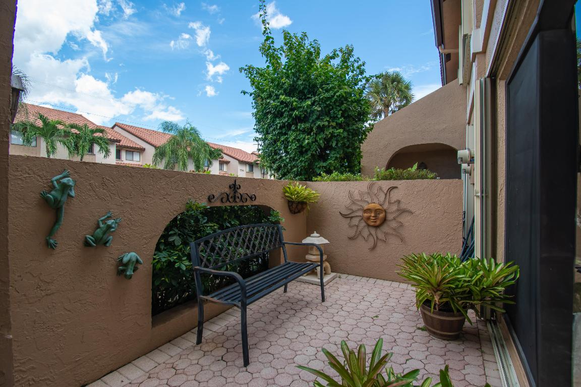 LAS BRISAS - Residential