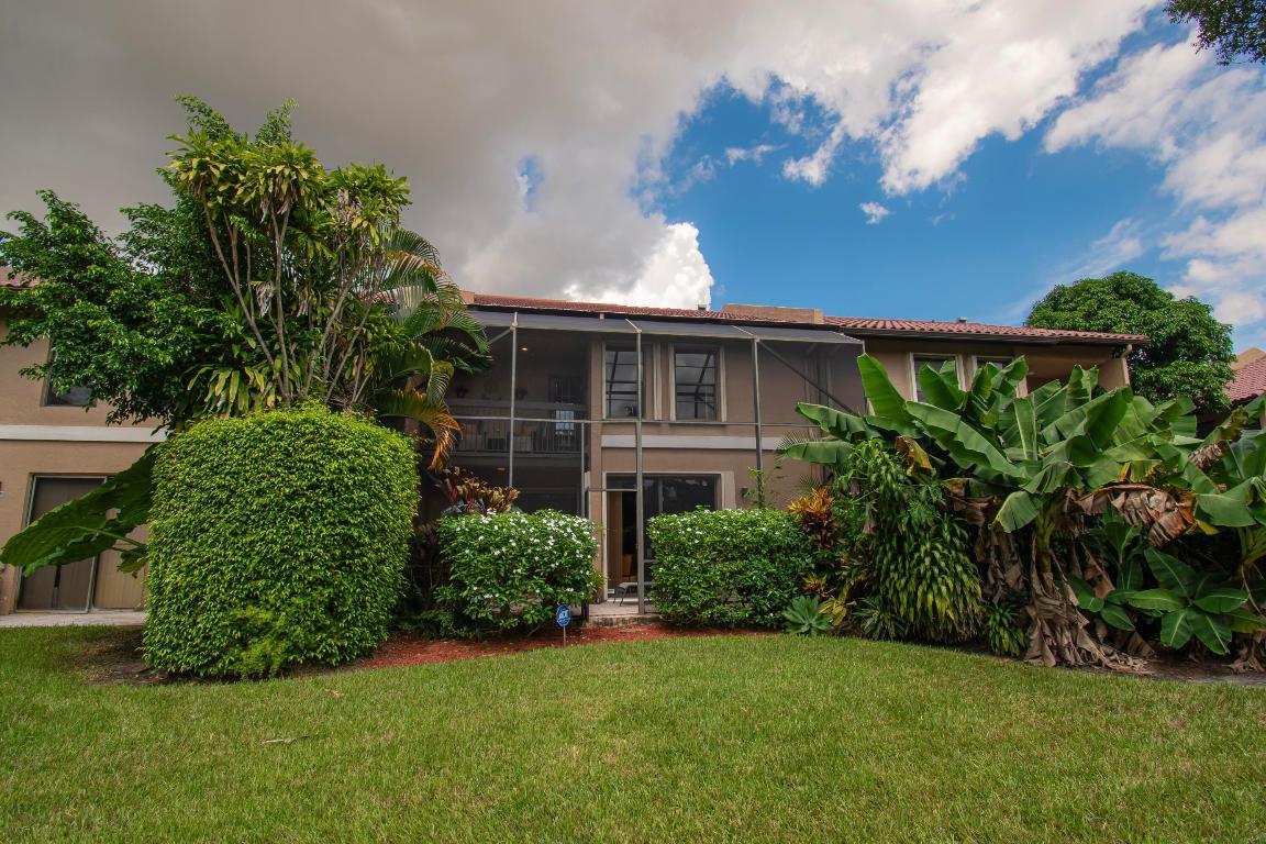 LAS BRISAS - Residential