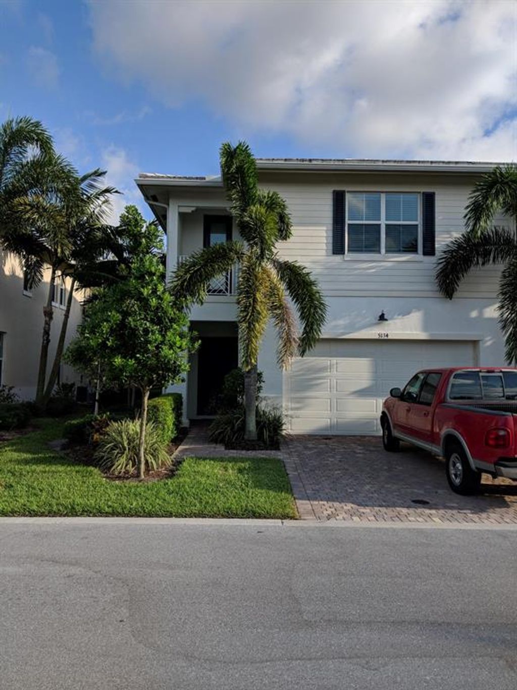 Photo of 5134 Hamilton Court, Palm Beach Gardens, FL 33418 (MLS # R10718803)