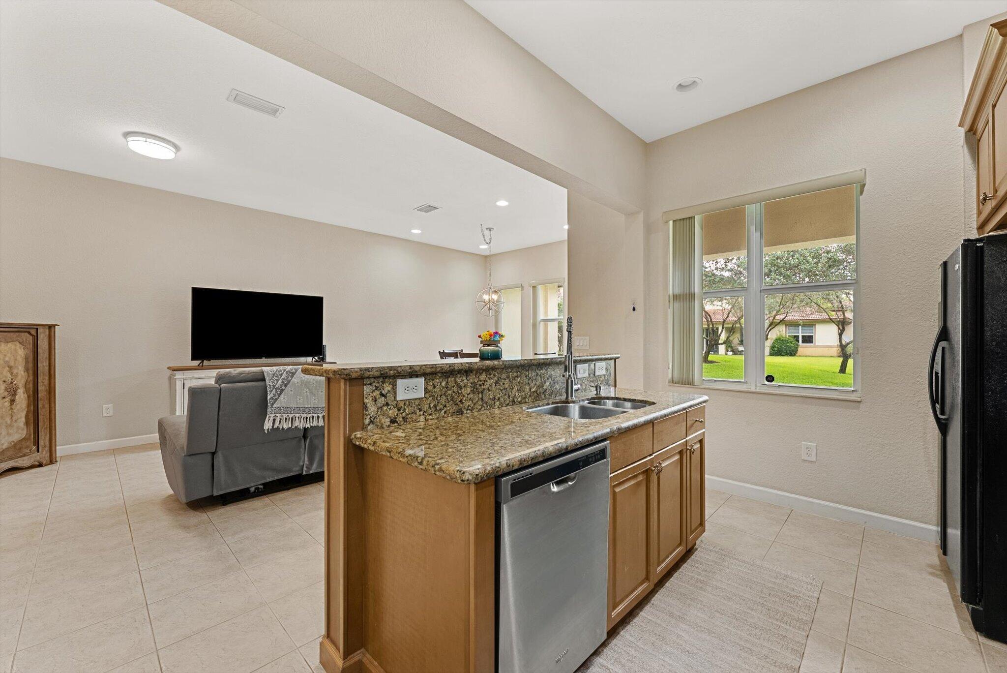 HERON BAY COMMERCIAL - Residential Lease