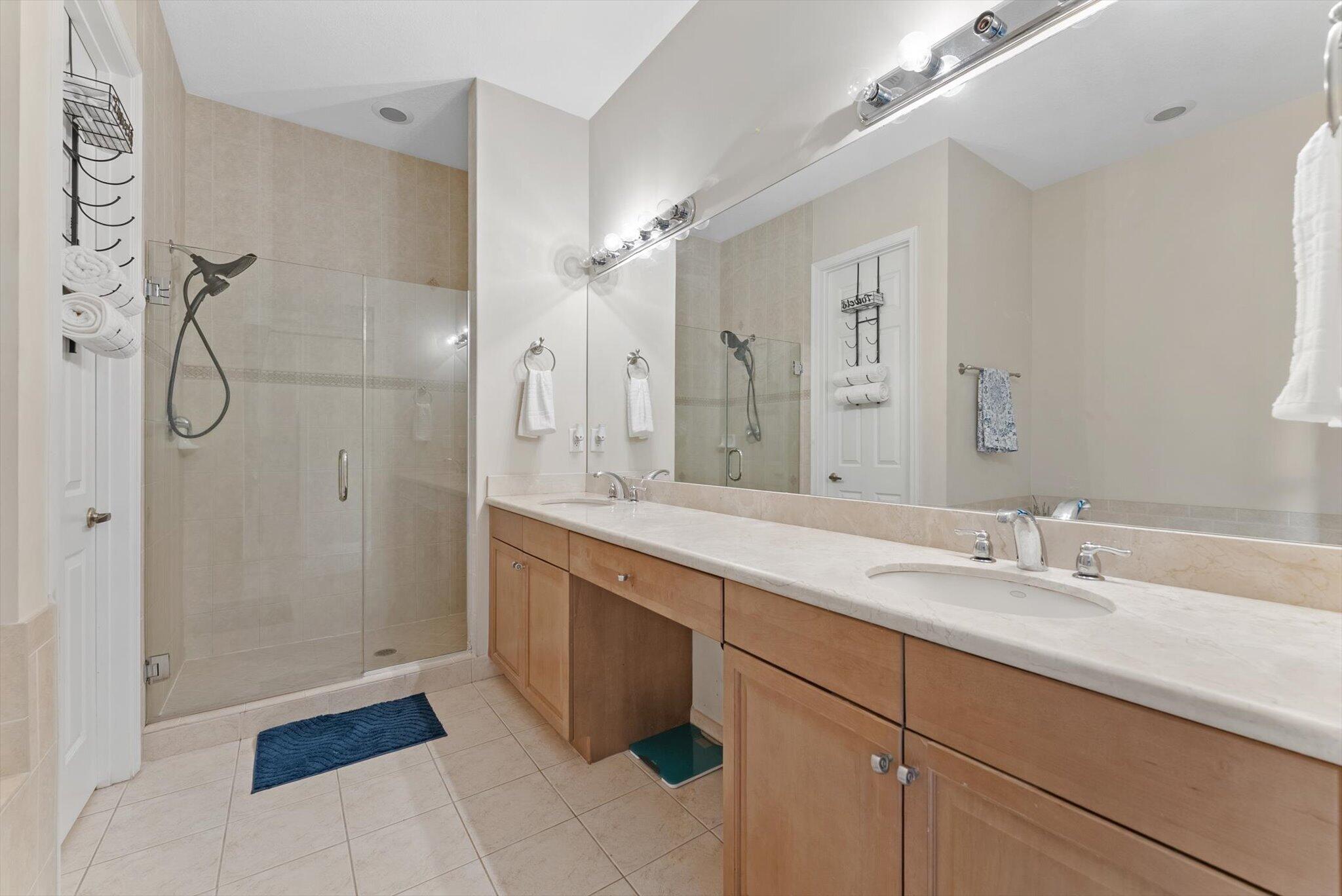 HERON BAY COMMERCIAL - Residential Lease