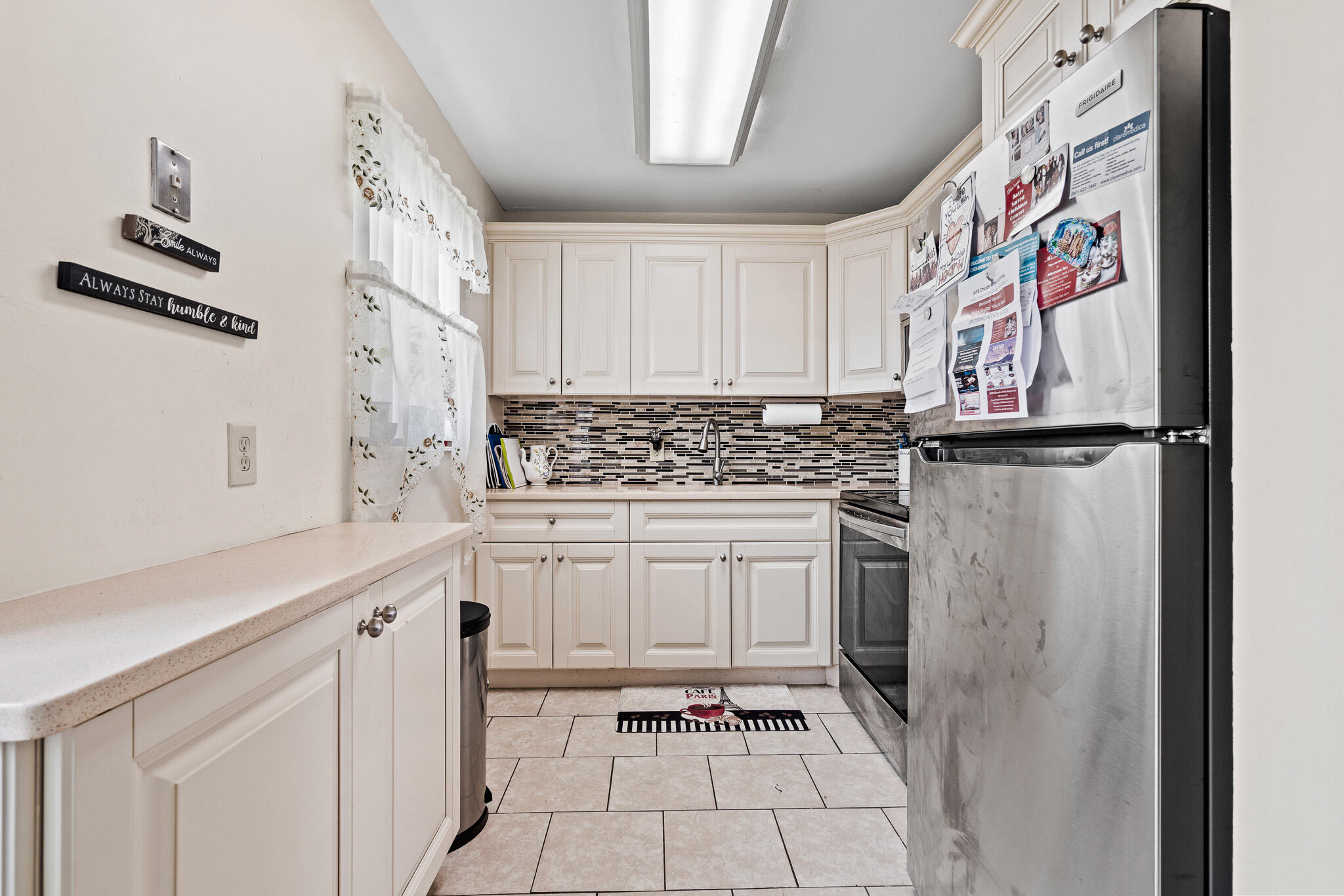 CAMBRIDGE CONDO - Residential