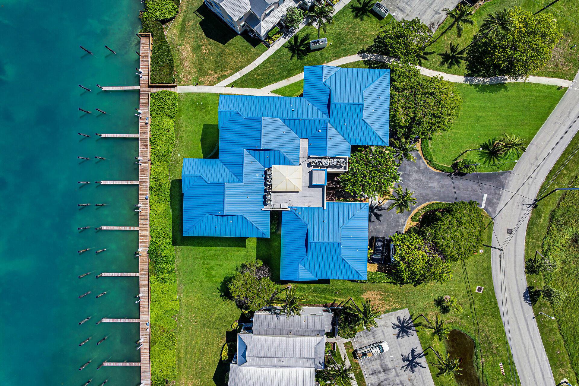 Marina Vil Hwks Cay (61.0 - Residential