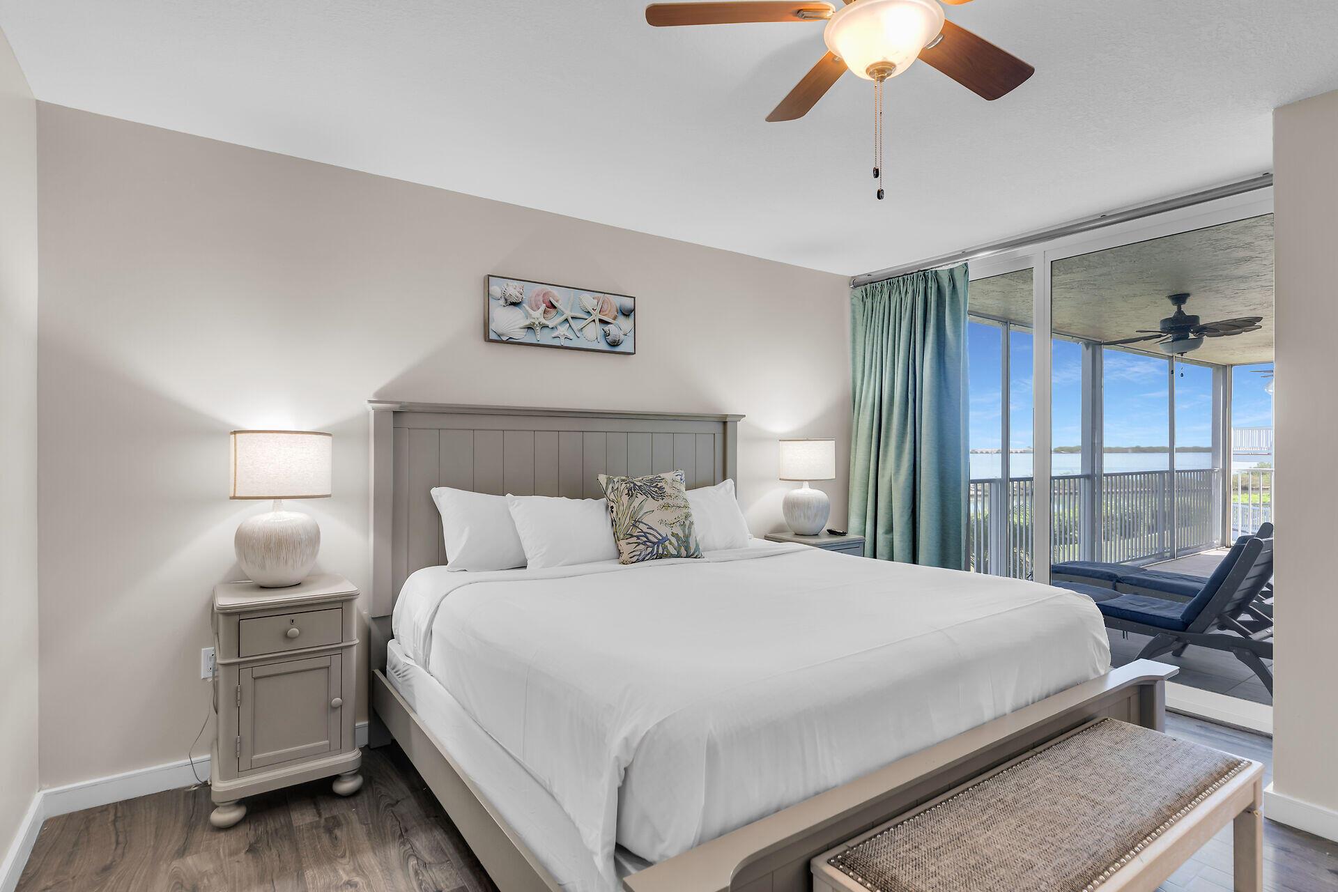 Marina Vil Hwks Cay (61.0 - Residential