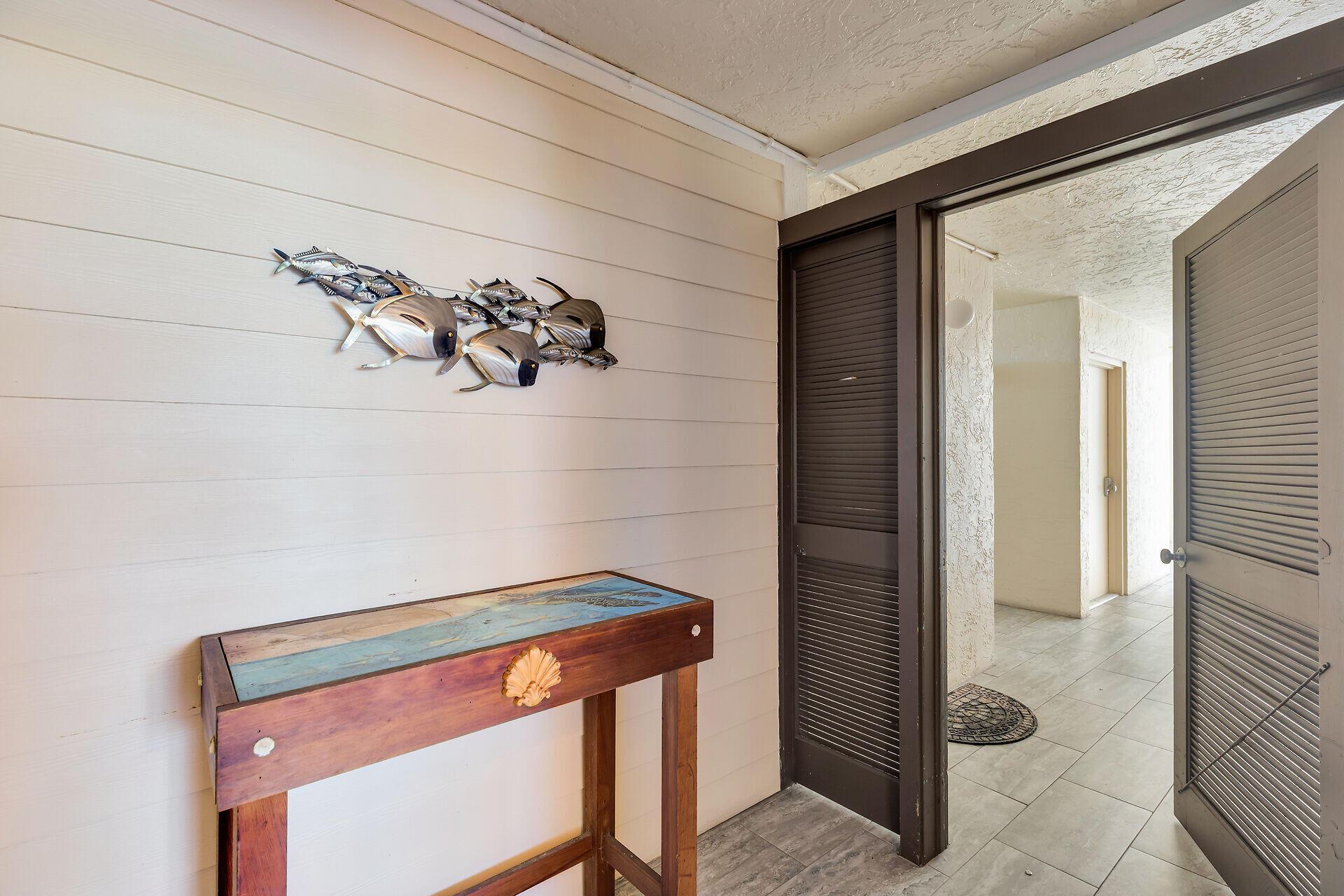 Marina Vil Hwks Cay (61.0 - Residential